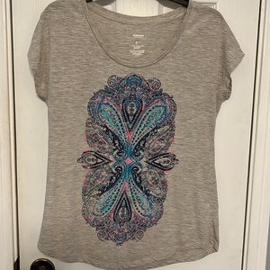 Graphic tee